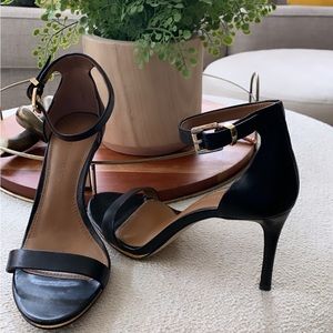 Banana Republic Classic Black Heels- Size 7M